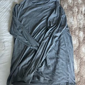 Alo yoga triumph long sleeve